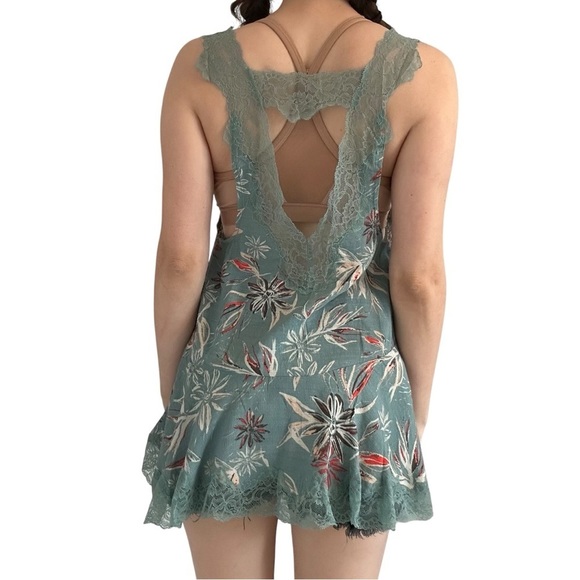 Free People Tunic Tank Top Lace Oversized Boho Blue Floral Summer Size Small - Picture 2 of 7
